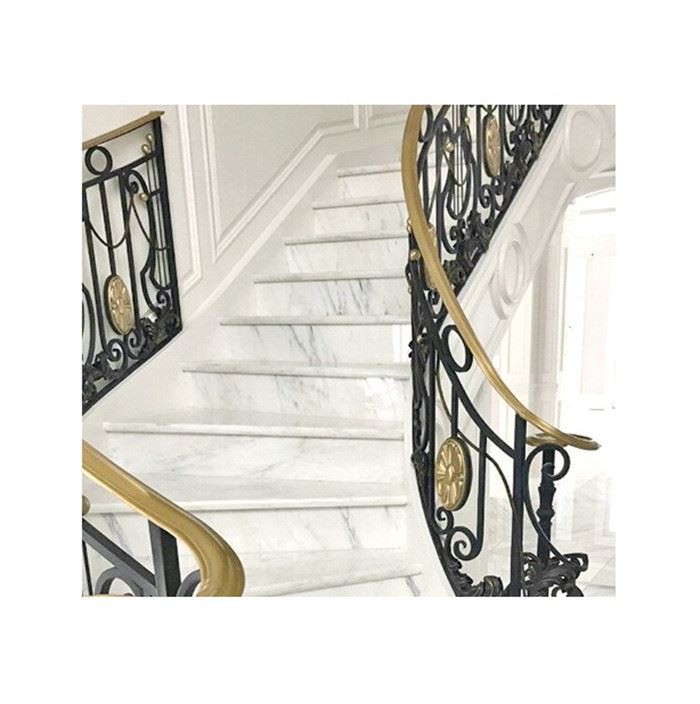 white marble bullnose tile