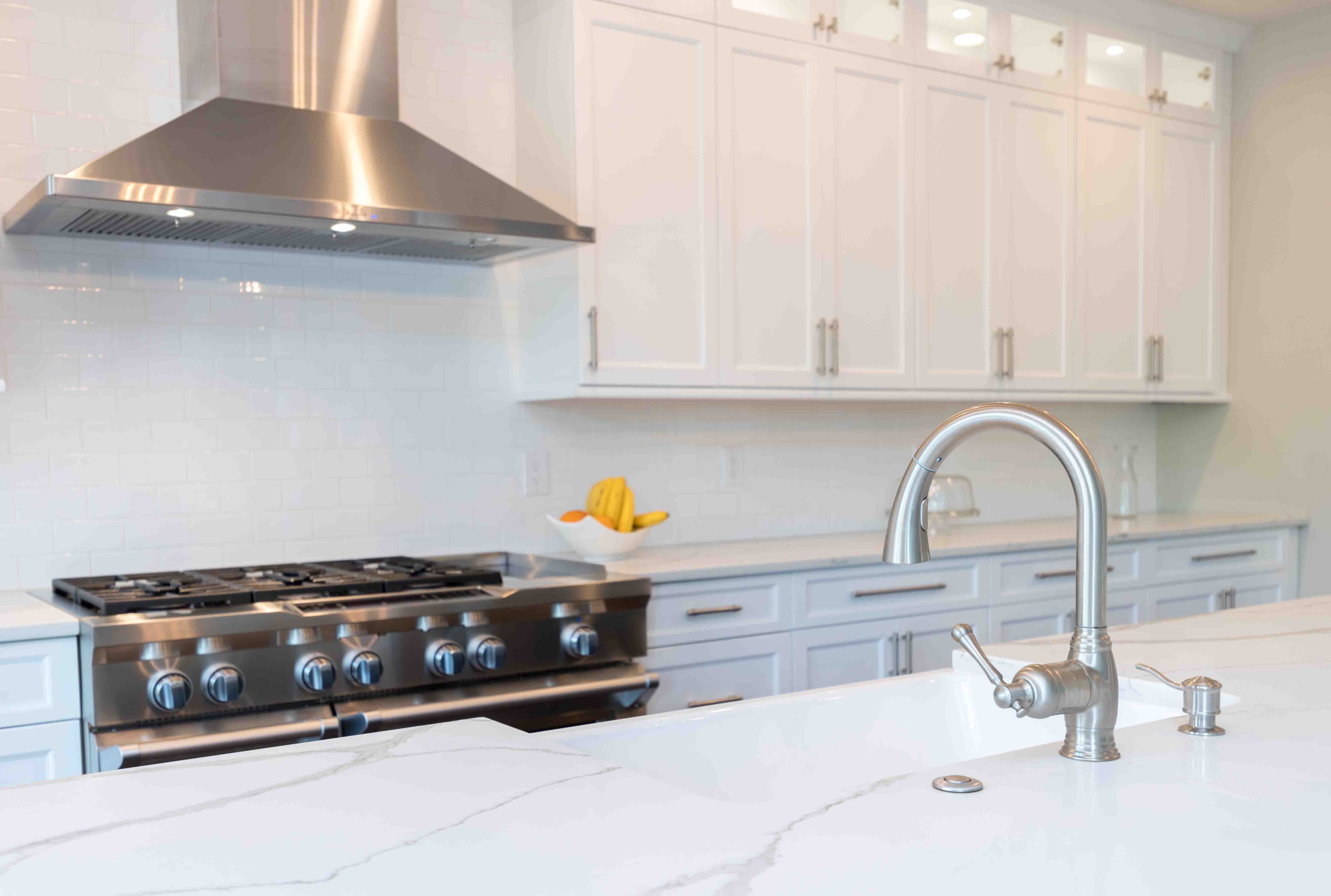 White Quartz Kitchen Countertops
