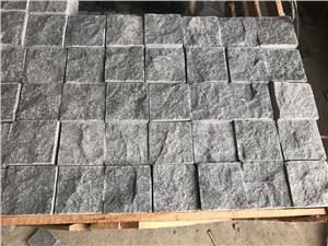 G654 Dark Grey Flagstone